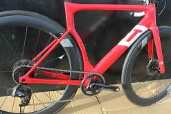 3TTT Vélo 3T STRADA TEAM Limited Edition SRAM Force Disc ETap AXS 12V Rouge -VTT Soldes Boutique 3T rouge 3