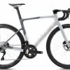 Vélo BH RS1 5.0 Carbone SHIMANO Ulégra 8150 Di2 12V 2023 Gris Métal 1 Vélo BH RS1 5.0 Carbone SHIMANO Ulégra 8150 Di2 12V 2023 Gris Métal -VTT Soldes Boutique BH RS1 5.0 2023 blanc gris 1