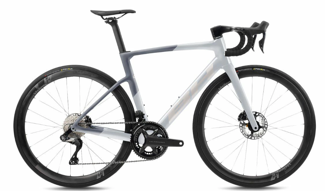 Vélo BH RS1 5.0 Carbone SHIMANO Ulégra 8150 Di2 12V 2023 Blanc Gris 3 Vélo BH RS1 5.0 Carbone SHIMANO Ulégra 8150 Di2 12V 2023 Blanc Gris