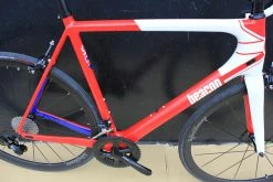 DEDACCIAI Vélo BEACON Carbone BF 80 Rouge/blanc/bleu -VTT Soldes Boutique beacon bf80 rouge blanc 1