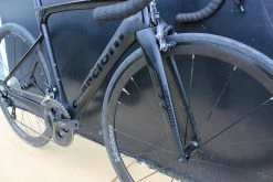 Vélo GUERCIOTTI EUREKA AIR Carbone Shimano Ultégra 8000 11V Noir 10 Vélo GUERCIOTTI EUREKA AIR Carbone Shimano Ultégra 8000 11V Noir -VTT Soldes Boutique guerciotti noir 3 scaled 1