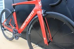 Vélo GUERCIOTTI EUREKA AIR Carbone Shimano Ultégra 8000 11V Noir/rouge -VTT Soldes Boutique guerciotti rouge noir 3 scaled 1