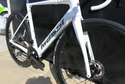 BH Vélo MASSI ARROW Race Carbone Shimano Dura-Ace Di2 12V Blanc -VTT Soldes Boutique massi arrow blanc 3 scaled 1